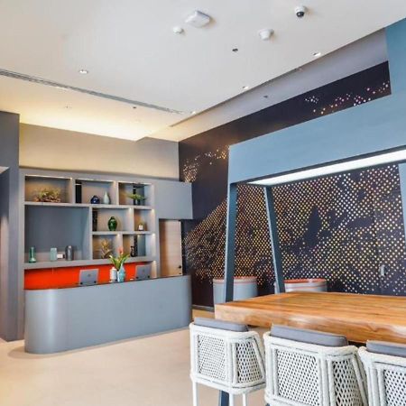 Go Hotels Plus Naga Exterior foto