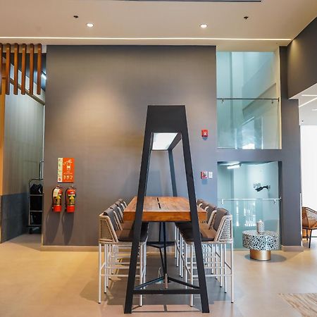 Go Hotels Plus Naga Exterior foto