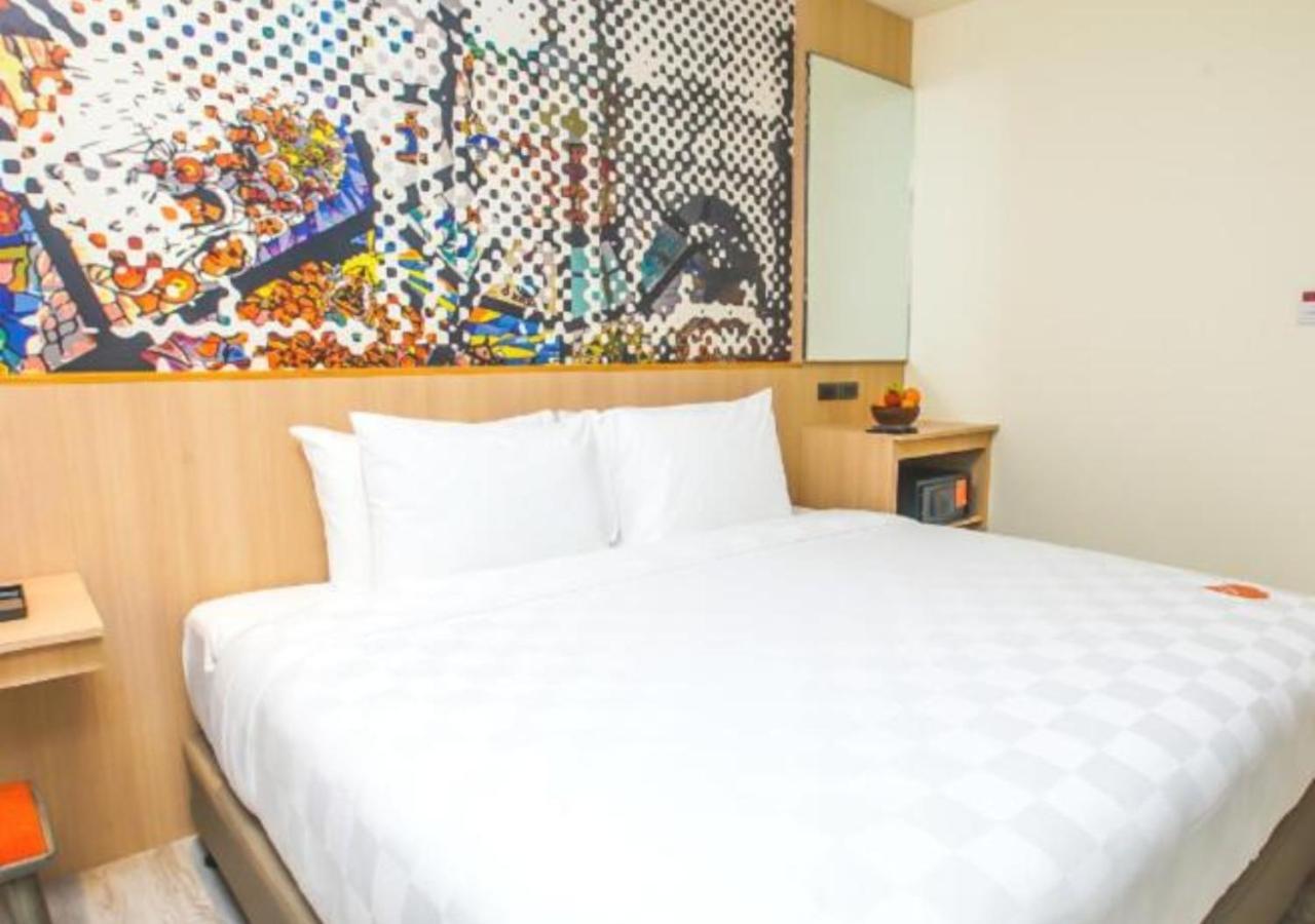 Go Hotels Plus Naga Exterior foto